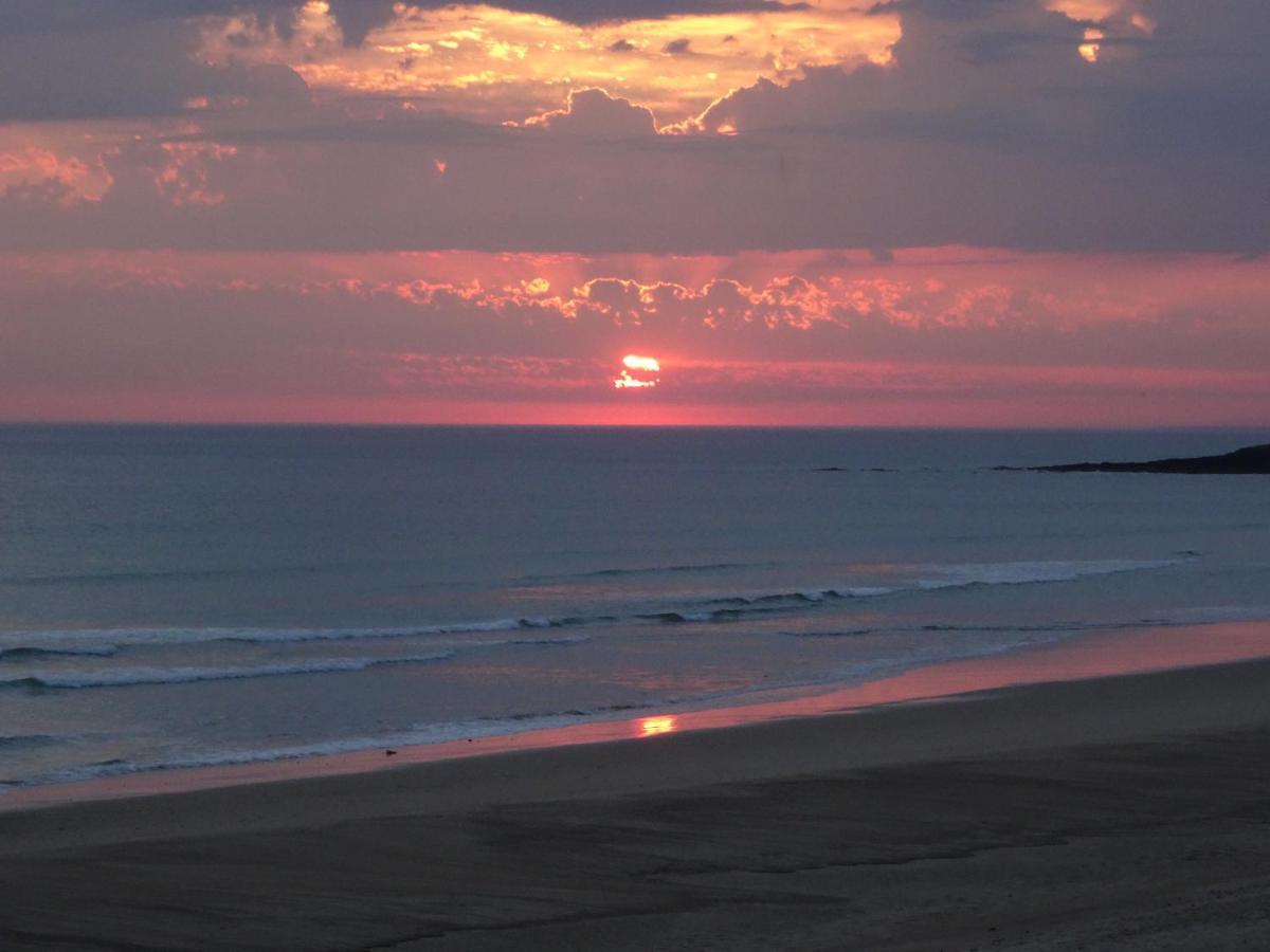 Gite "Rose Des Sables" - 800M De La Plage De Surtainville, Proche Commerces - Piscine En Juillet Et Aout Bilik gambar